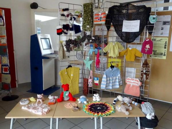"La journée du tricot" a eu lieu au CSCL de Châtillon sur Seine