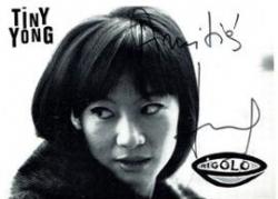    Tiny  Yong  :  La  blonde  de  Pékin  -  1966