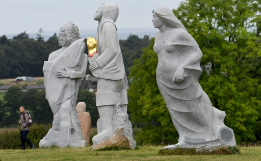 En Bretagne, la Vallée des saints, un terrain de jeu unique pour les sculpteurs