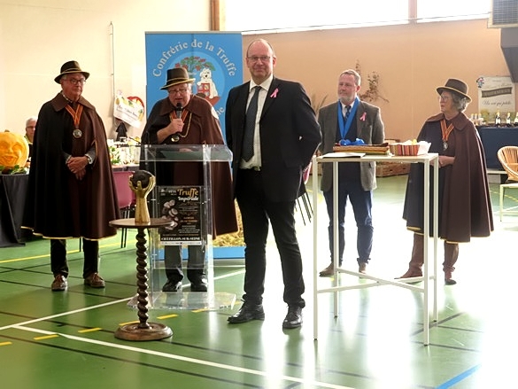 La "Tuber Uncinatum" du Châtillonnais a été mise en valeur, lors de la Fête de la Truffe Impériale du 26 octobre 2024