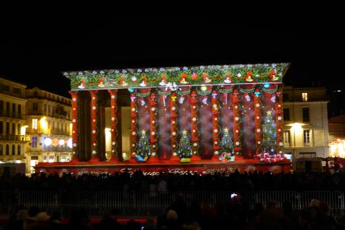 La Maison Carrée Nîmes . ANNE.L