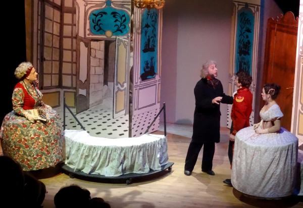 Le Revizor d'après Nicolas Gogol, un truculent spectacle de la Compagnie des Gens