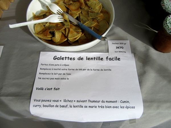 Un marché gourmand et des jeux dans la cour d'honneur du Musée du Pays Châtillonnais-Trésor de Vix