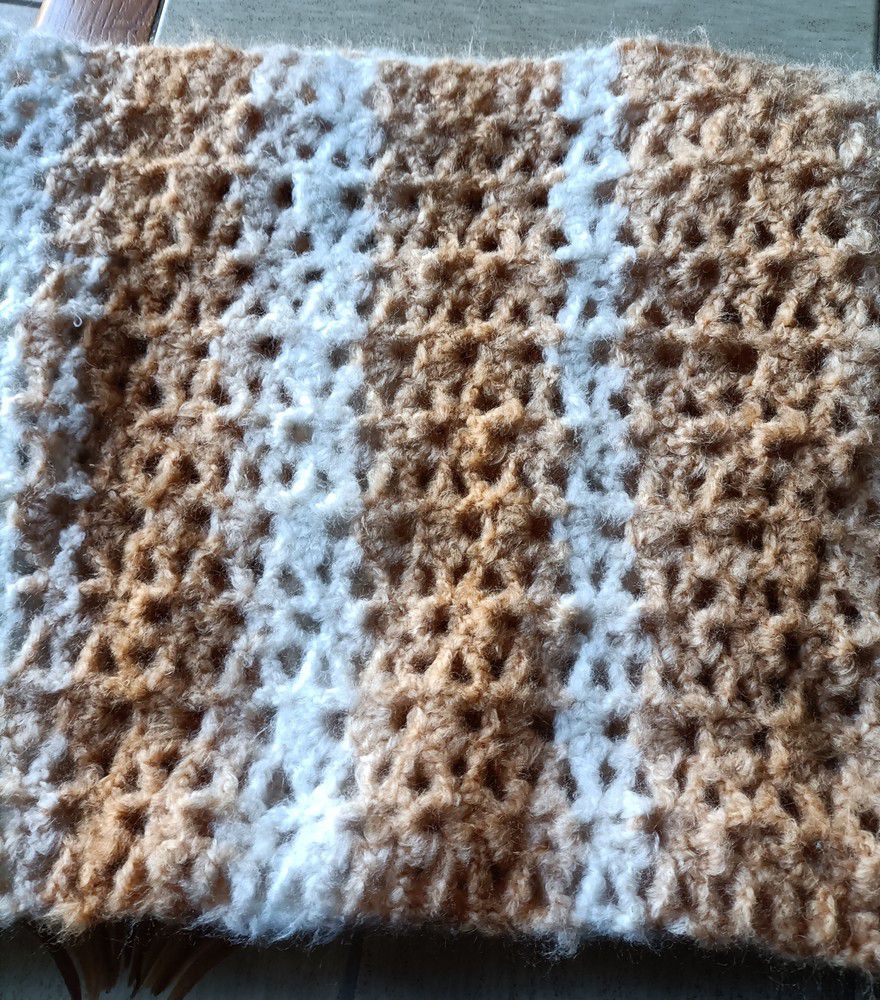 Châle avec manches...