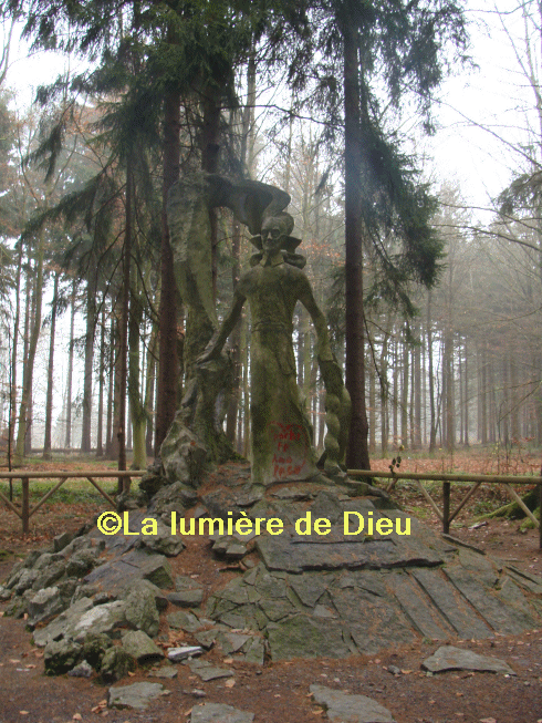 Banneux : statue saint Alphonse de Liguori