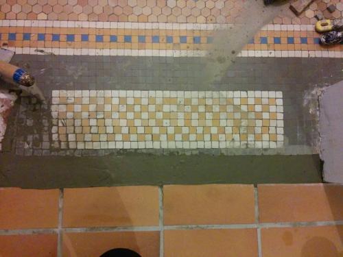 Un seuil de porte.