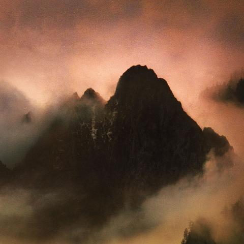DEAD TO A DYING WORLD - "Syzygy" Clip