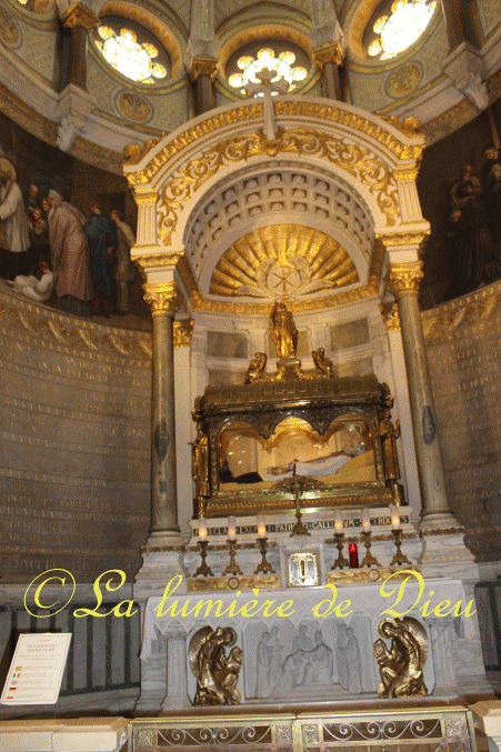 Ars sur Formans, la basilique