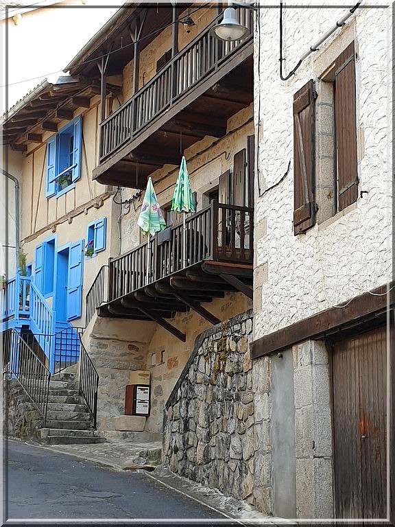 943 - Laroquebrou dans le Cantal (15)
