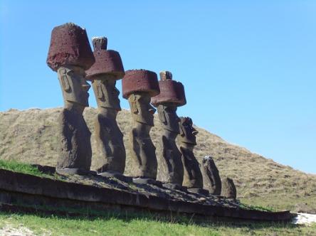 moai de la plage d'Anakena