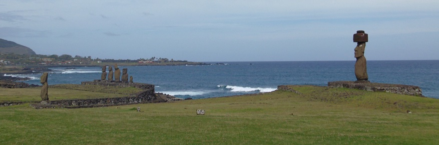 le seul moai del'île qui a retrouvé la vue