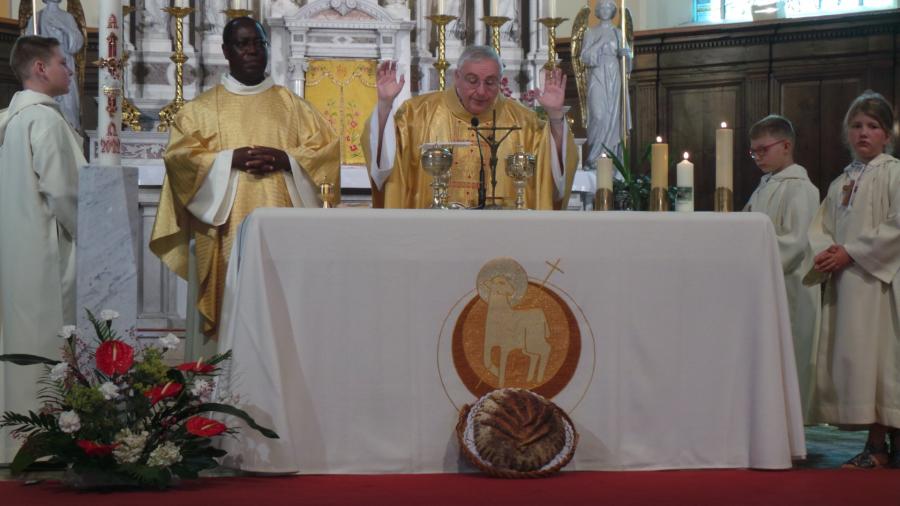 confirmation en l'église de Petit-Réderching le 12 juin 2022