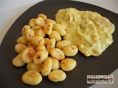 Poulet sauce curry et ses gnocchis croustillants