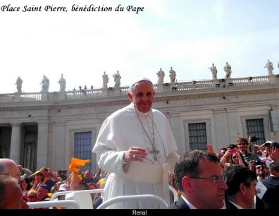 Place Saint Pierre bénédiction du Pape (11)