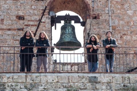 CRIMSON THUNDER - Détails et extraits du premier album Force Of Reason ; "Manipulator Of Minds" Clip
