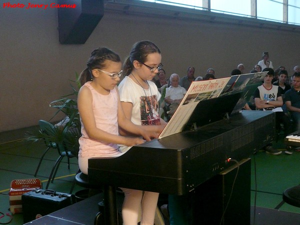 Un beau concert de France-Accordéon a été donné au Salon des Peintres des Amis du Châtillonnais