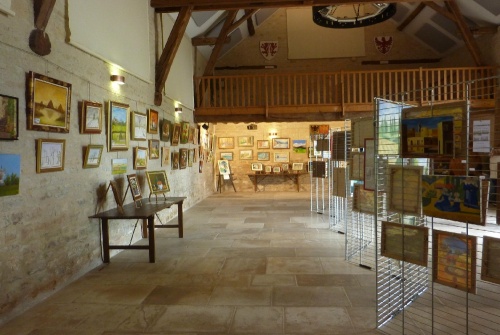 Les peintres de la Section Peinture des Amis du Châtillonnais ont exposé à Jully (Yonne)