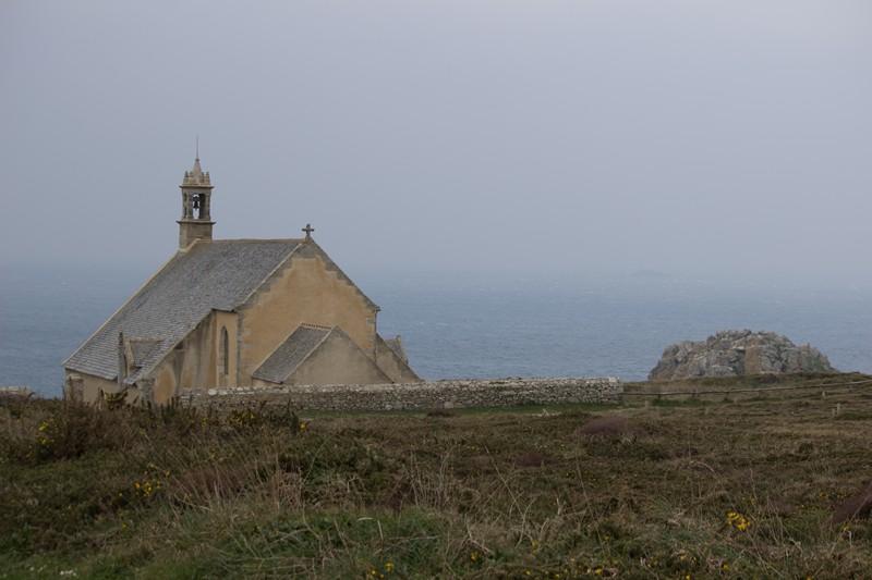 759 - Au Cap Sizun entre mer et mères !