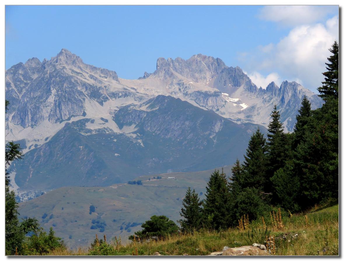 UNE  SORTI  AU  COL  DE  LA  MADELEINE  2021