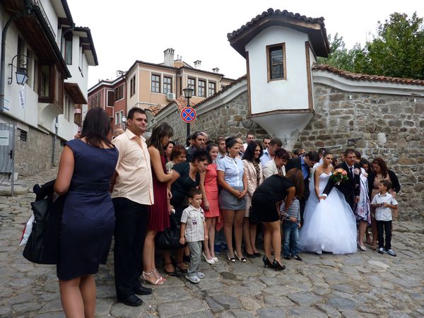 Jour 9 - Plovdiv - La noce devant les murs de la forterress