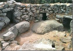 Mégalithes méconnus de CORSE et de Suède