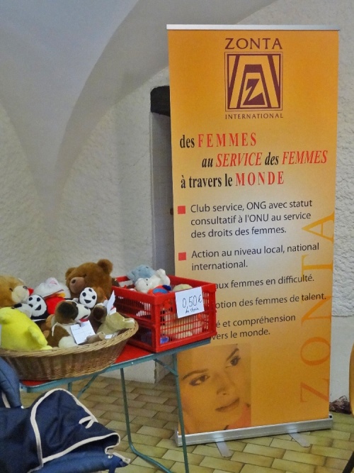La bourse aux vêtements d'enfants et articles de puériculture organisée par le Zonta Club...