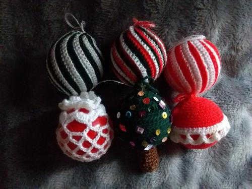 Les décos de Noël de Josiane, Marie Pierre et Marlyse