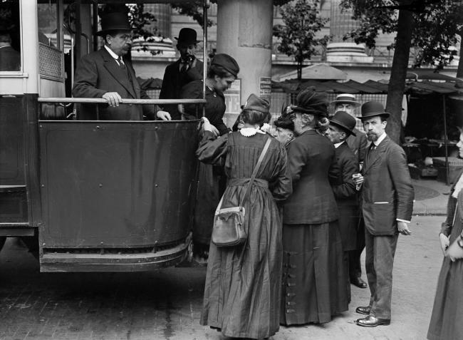 Les bus parisiens : cinq siècles d'histoire