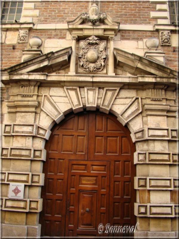 Albi porte de l'hôtel Reynès