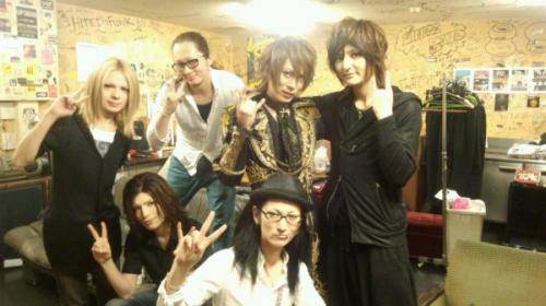 Lors de leur anniversaire... [bis]