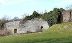 LES REMPARTS DE LONGUEVILLE-SUR-SCIE (Seine-Maritime)