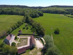 LES REMPARTS DE BOISCORDE ET VAUJOURS (Orne) 