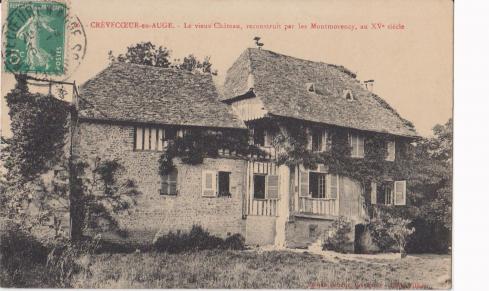 LES REMPARTS DE CREVECOEUR-EN-AUGE (Calvados)