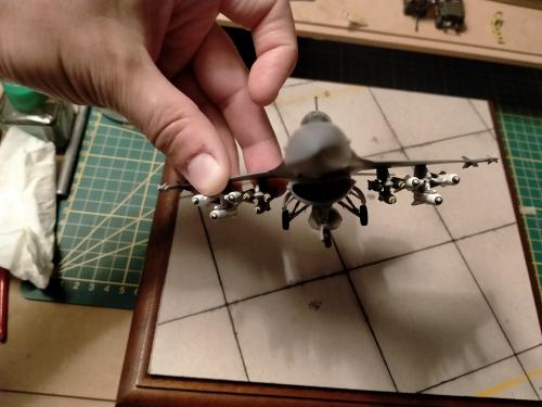 Un F16 de l'Escadrille fantôme