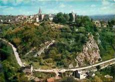 LES REMPARTS DE DOMFRONT (Orne)