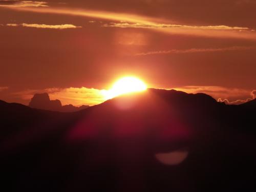 Lever de soleil au sommet de Dormillouse