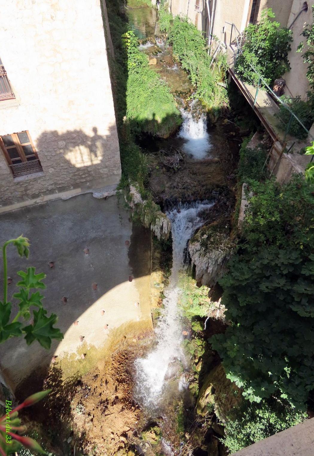 un pause à Moustier