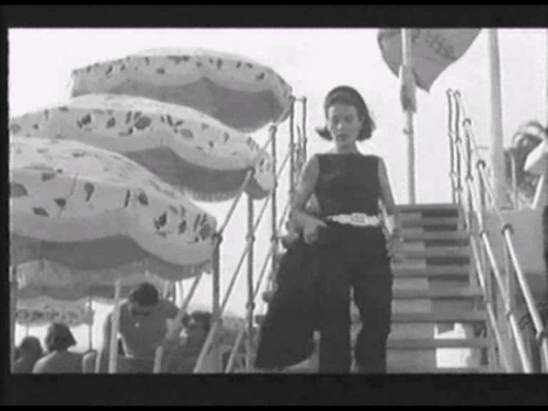 DECLIC ET DES CLAQUES - BOX OFFICE ANNIE GIRARDOT 1965