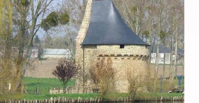 LES REMPARTS DE SACEY (Manche)