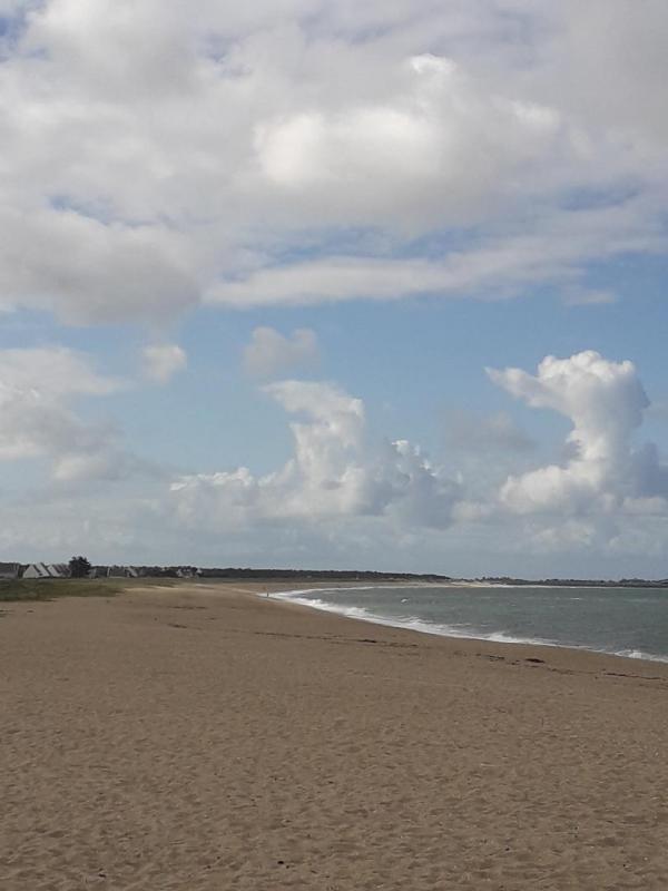 Quand les nuages arrivent sur la plage