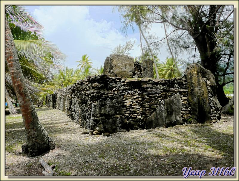 Ahu à Maeva - Huahine - Polynésie française