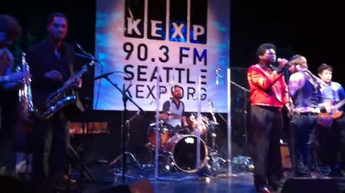 Charles Bradley : " Live At Bumbershoot Lounge KEXP Seattle, Washington September 05, 2011 " Soul Bag Records DP 219 [ FR ]