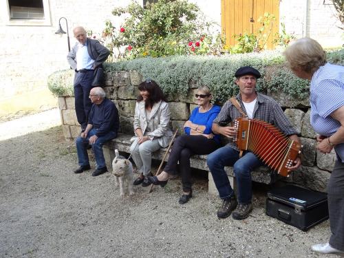 Visite de Brémur, village perché