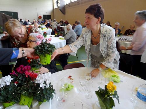 Le repas des aînés 2013, salle Luc Schréder...