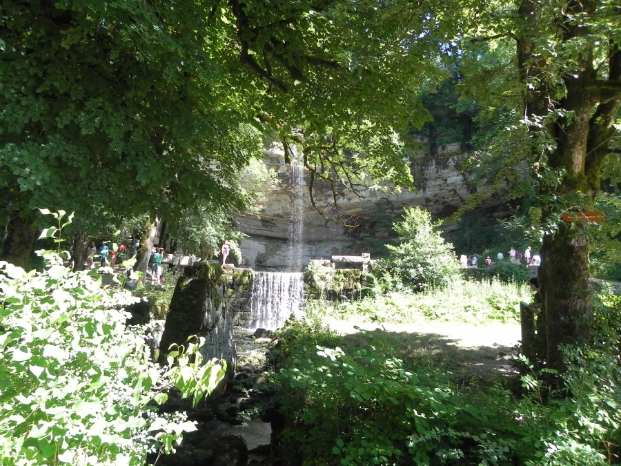 Le Saut Girard  près du village d'Ilay