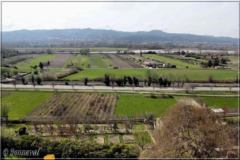 Lauris Vaucluse vue sur le Val de Durance et la Durance