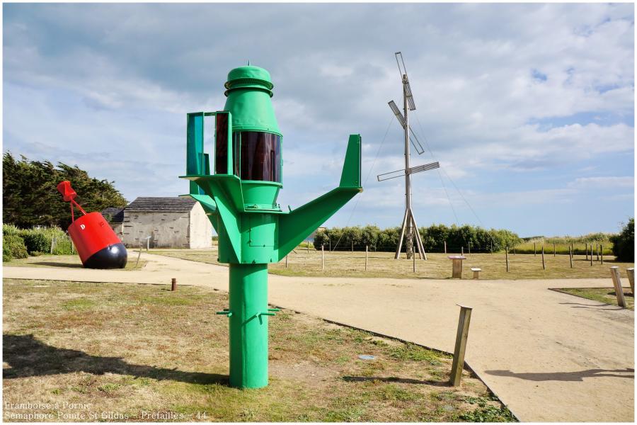 Exposition au sémaphore de la Pointe St Gildas à Préfailles