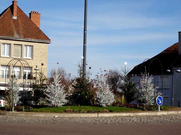 La ville de Châtillon sur Seine décorée pour les fêtes 2015-2016...