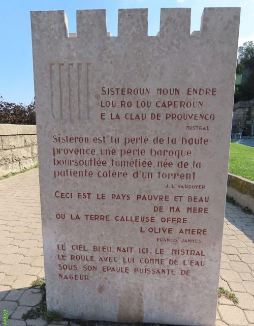 une pause à Sisteron -2