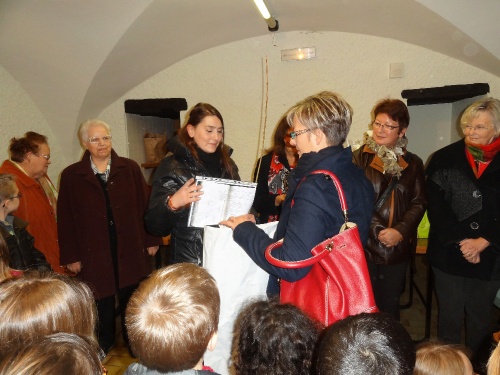 "Artistes en herbe, à vos outils !" un concours lancé par l'Association Châtillon-Scènes...